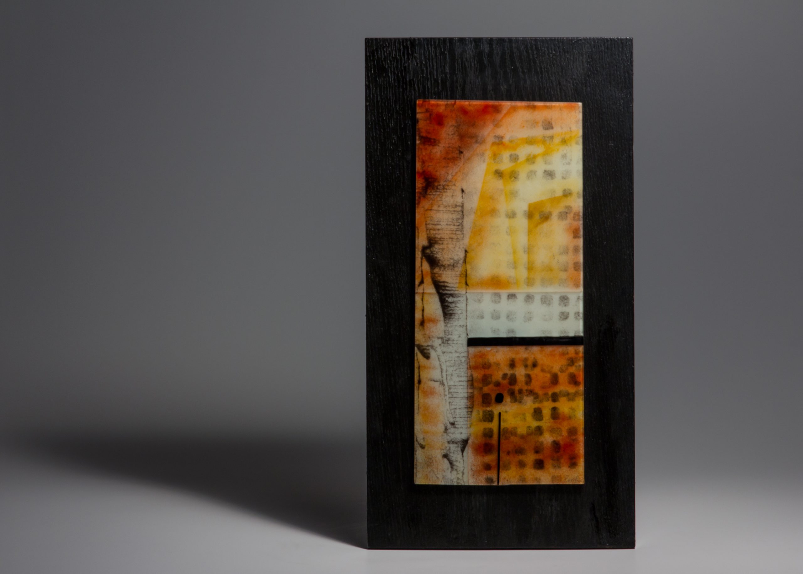 Quake &ndash; Kilnformed Glass (54 x 30 cm)